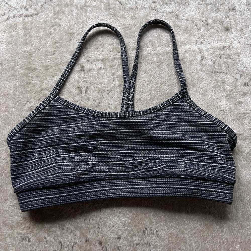 Lululemon Flow Y Bra